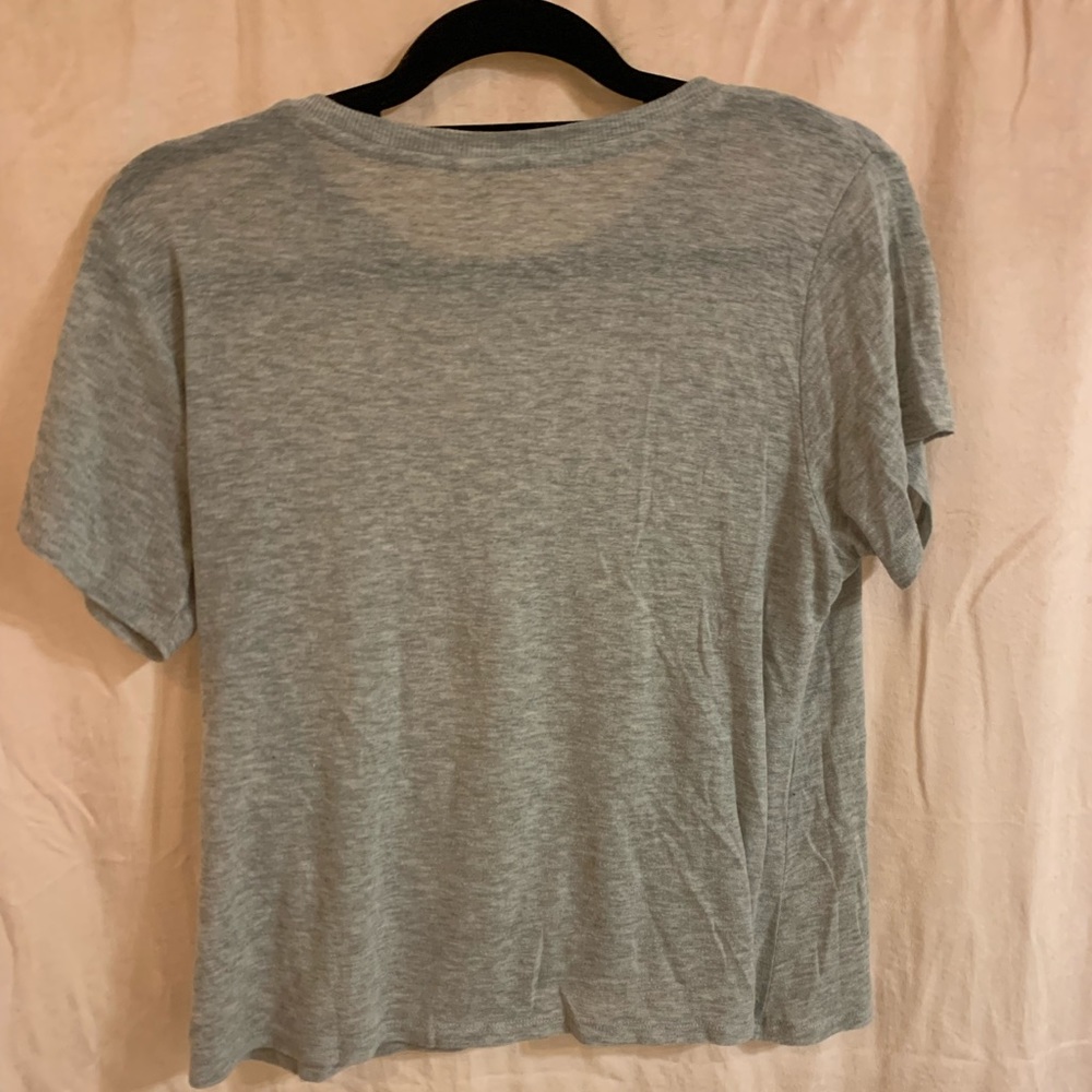 comfy grey T shirt